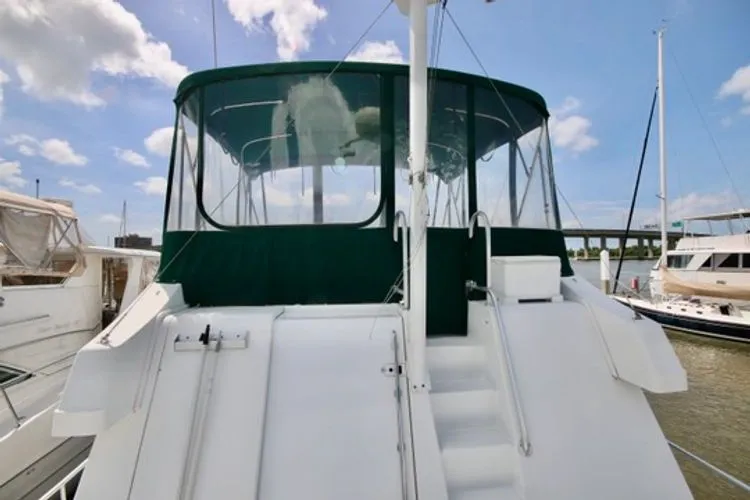 Kismet II Yacht Photos Pics 2001 Mainship 430 - Image 5