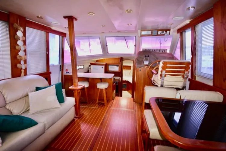 Kismet II Yacht Photos Pics 2001 Mainship 430 - Image 11