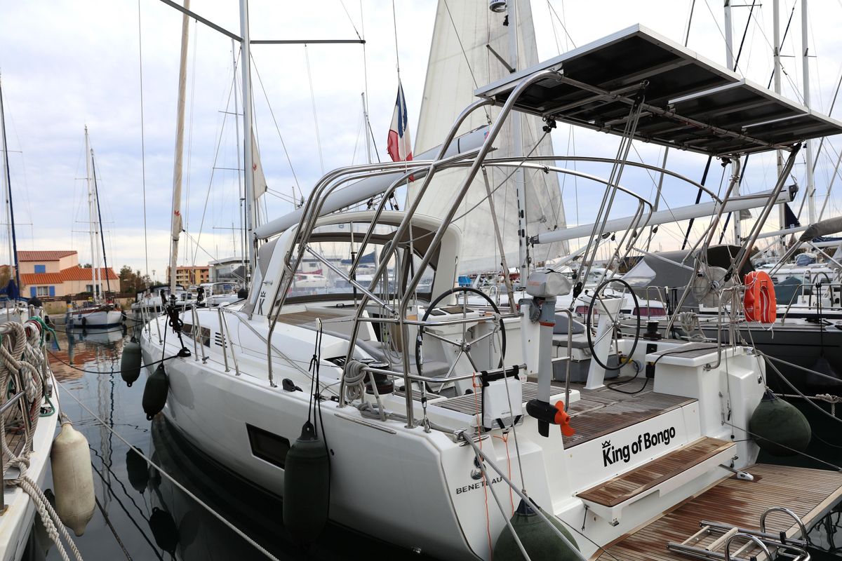 2021 Beneteau 44 