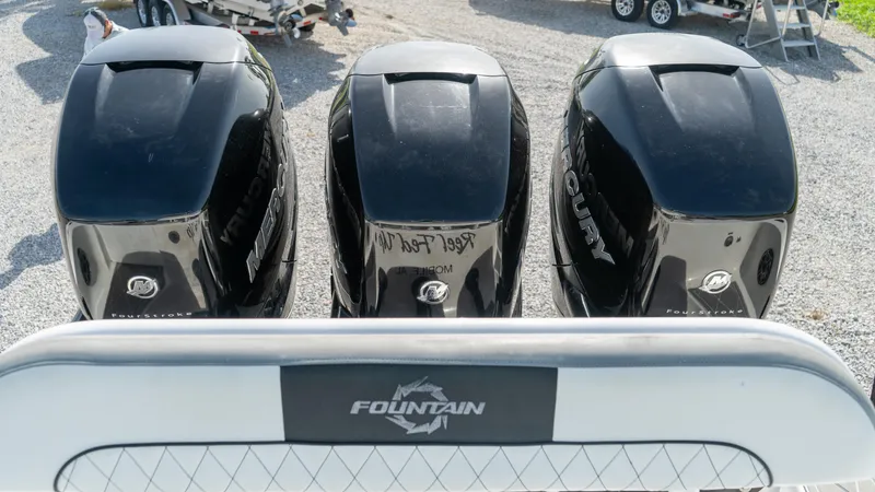  Yacht Photos Pics Triple Mercury outboard engines on a 2007 Fountain 38TE Cuddy Cabin boat.