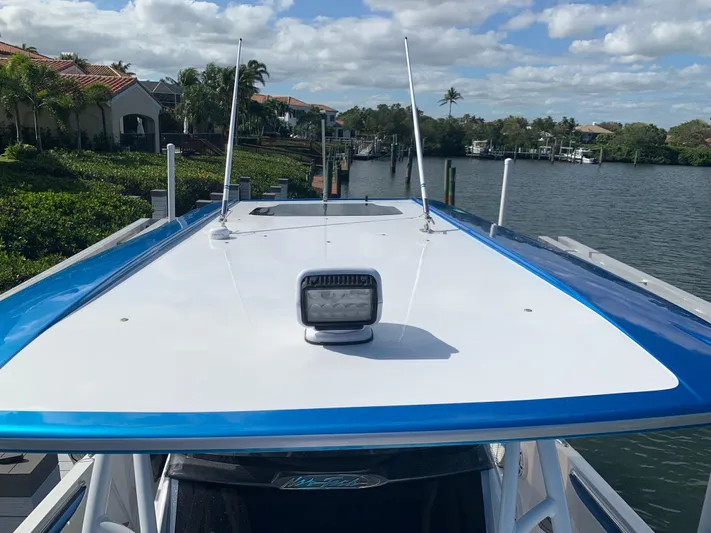  Yacht Photos Pics 2022 Nor-tech 390 Sport - Image 43