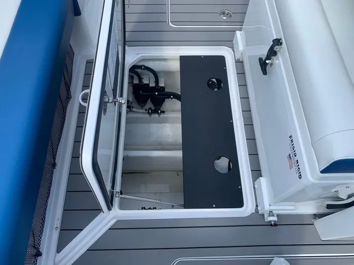  Yacht Photos Pics 2022 Nor-tech 390 Sport - Image 38