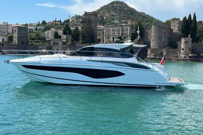 2019 Princess V50