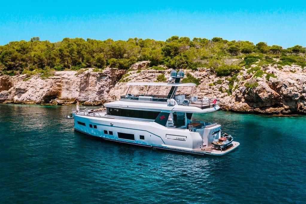 2019 Sirena 68 