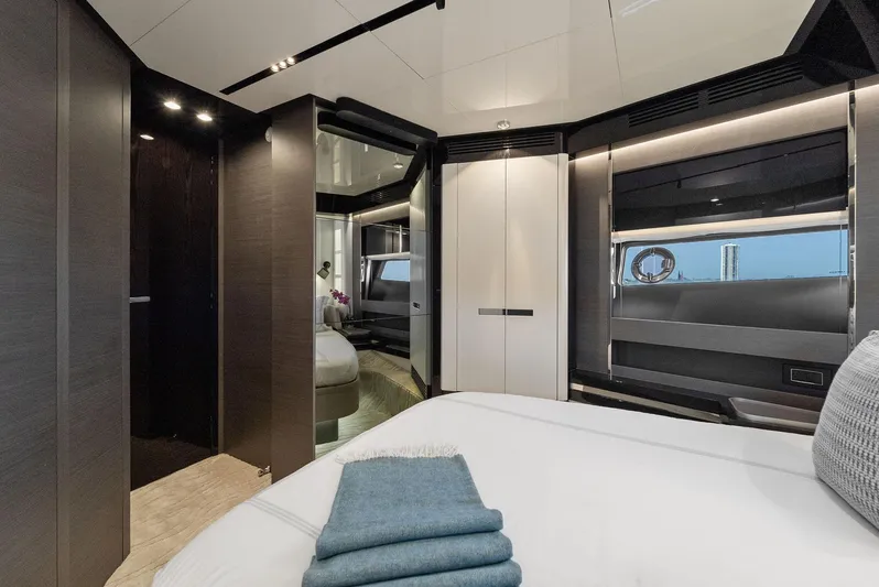 Ocean's Se7en Yacht Photos Pics Luxurious interior of 2022 Azimut S8 yacht, featuring modern design and elegant furnishings.