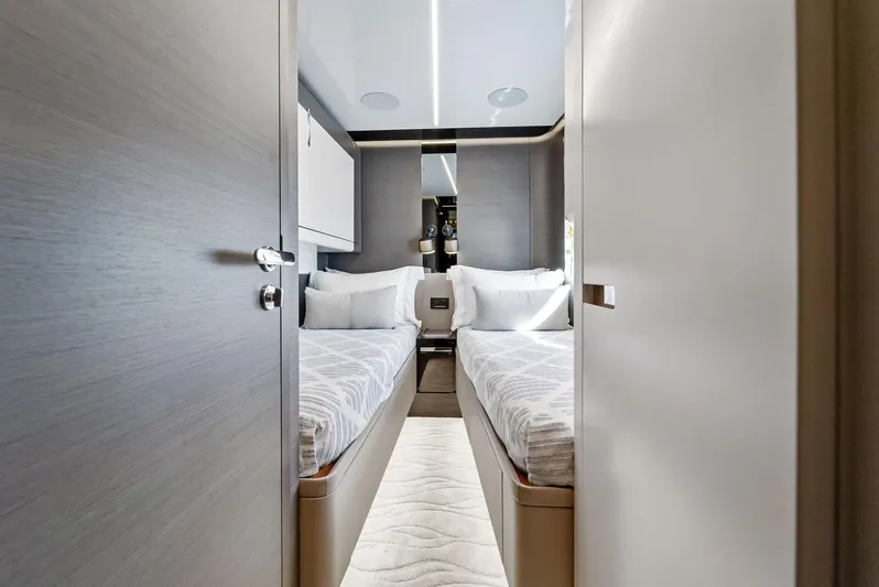 Ocean's Se7en Yacht Photos Pics Interior of 2022 Azimut S8 yacht with twin beds and modern design.