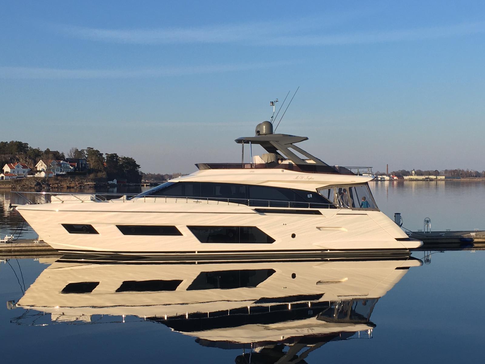 2018 Ferretti Yachts 670 | 66ft