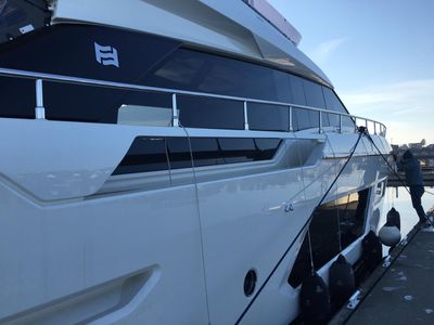 Yacht