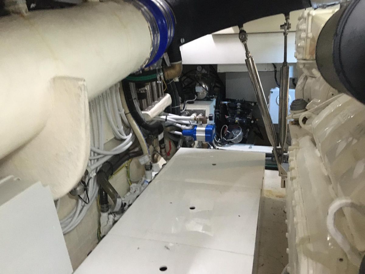 2018 Ferretti Yachts 66 