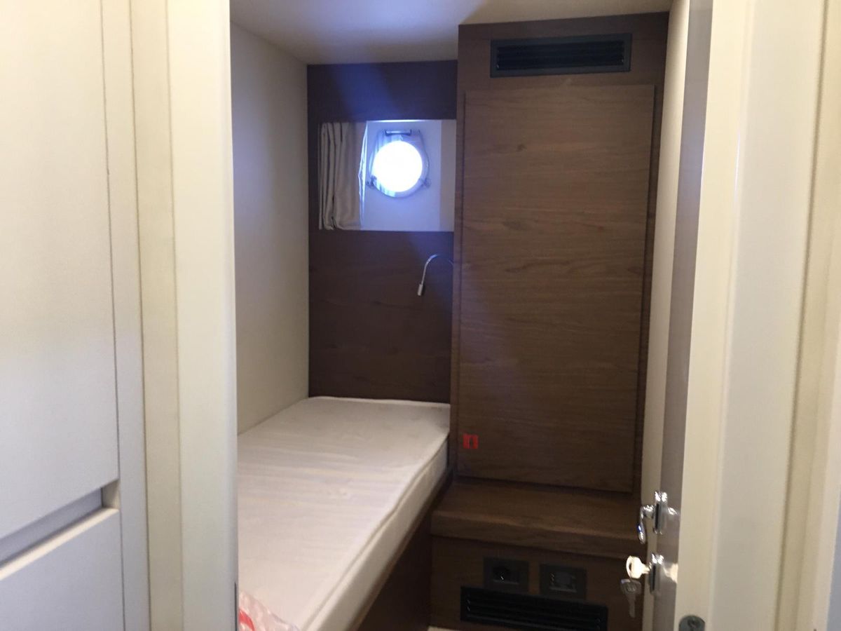 2018 Ferretti Yachts 66 
