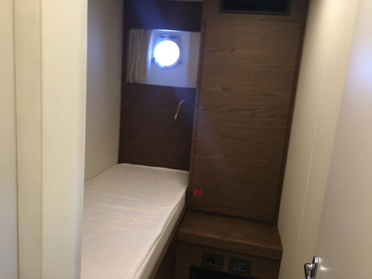2018 Ferretti Yachts 66 