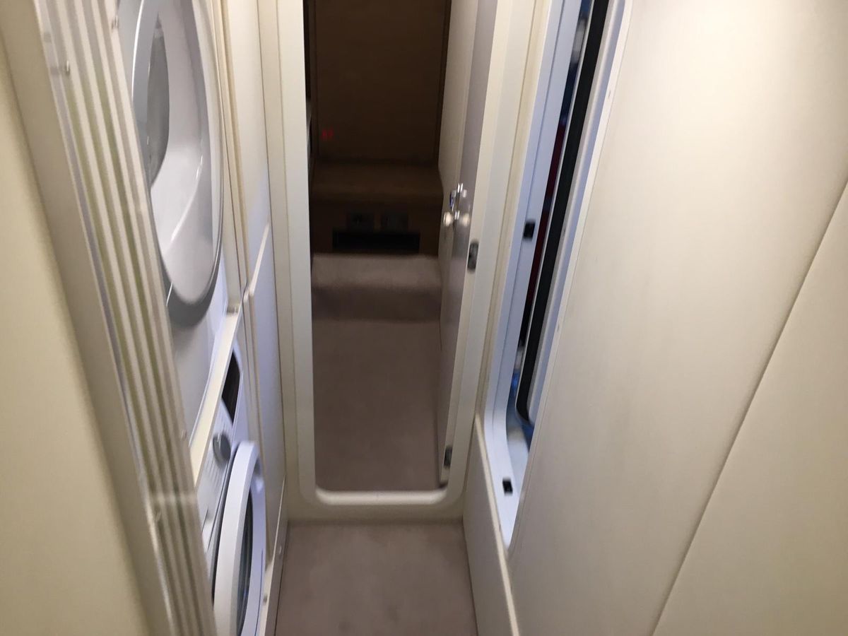 2018 Ferretti Yachts 66 