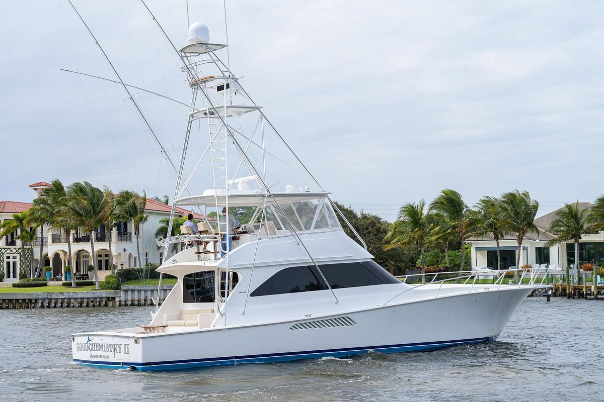 2005 Viking 61 