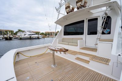 Yacht