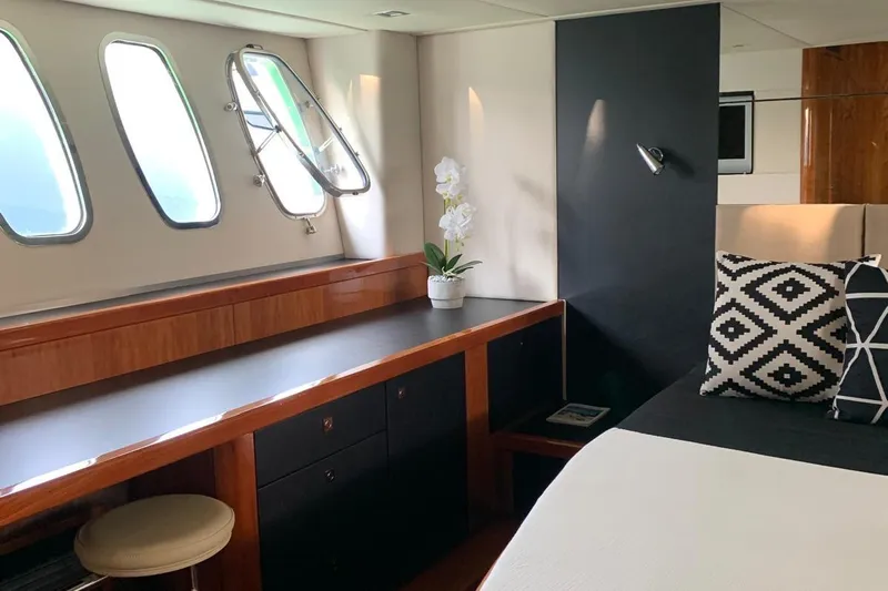 Bes Yacht Photos Pics Luxurious interior of 2007 Sunseeker Predator 62 yacht with modern decor and natural light.