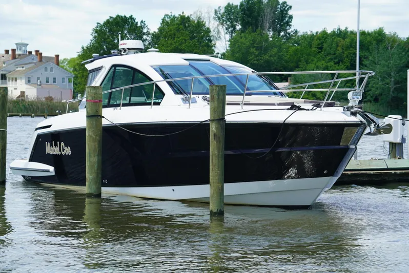 The Mabel Coe Yacht Photos Pics 