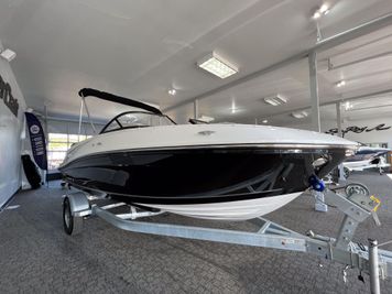 Bayliner VR5 Bowrider I/O