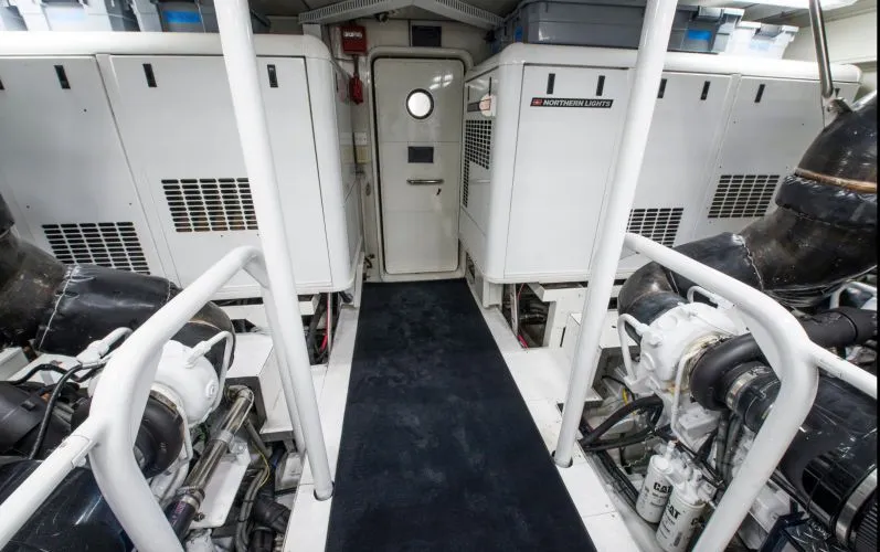 Footloose Yacht Photos Pics 2008 Cheoy Lee 95 Bravo Series - Image 57