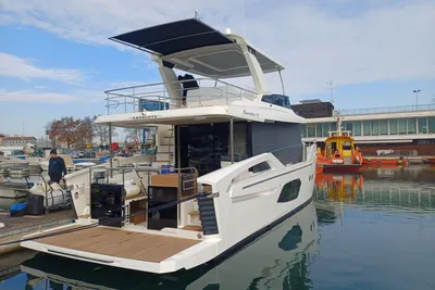 2026 Absolute Navetta 53