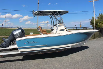 Pioneer 222 Sportfish