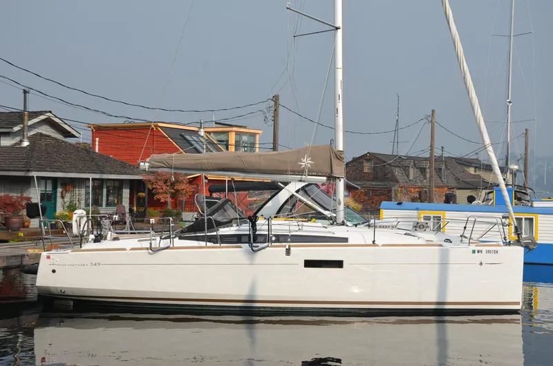 Mahaya Yacht Photos Pics 