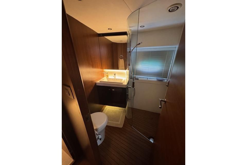 2014 Princess 73 