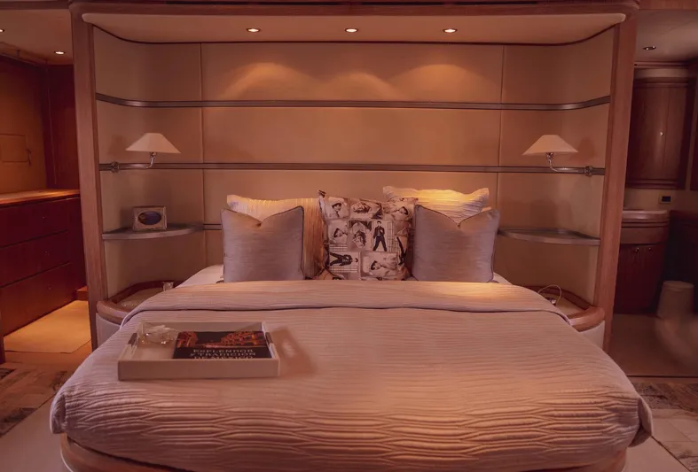 Ganesha Yacht Photos Pics 