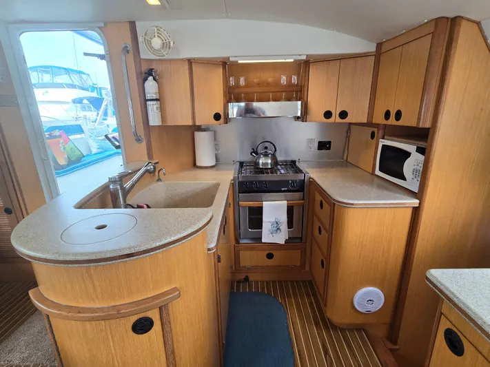 Storyteller Yacht Photos Pics Galley