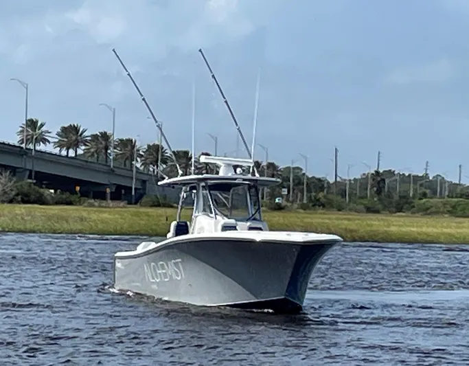 Alchemist Yacht Photos Pics Front Runner 36 Alchemist- Profile