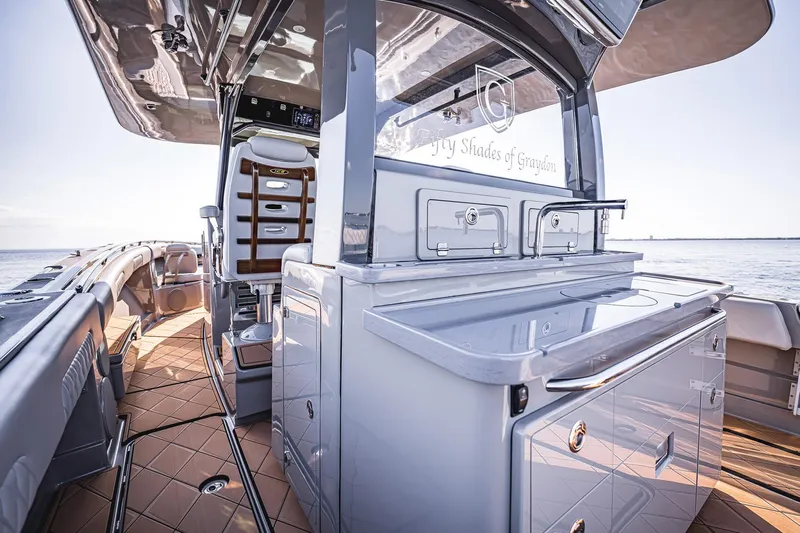Fifty Shades Of Graydon Yacht Photos Pics 2023 HCB 42 Lujo luxury boat interior with sleek design and modern amenities.