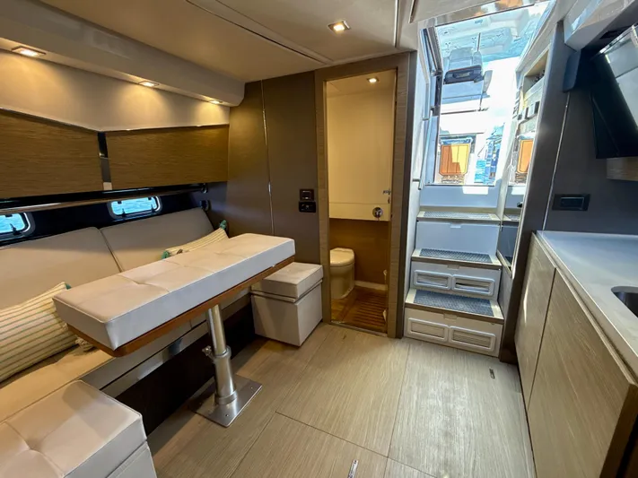 Le Kiki Yacht Photos Pics 