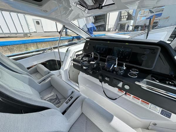 2024 Azimut 42 