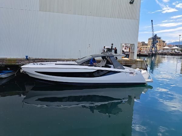 2024 Azimut 42 