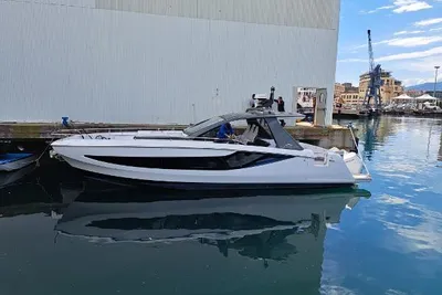 Azimut Verve 42