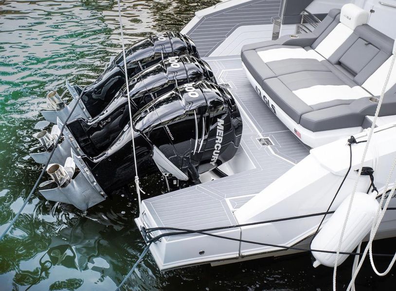 2022 Cruisers Yachts 42 GLS