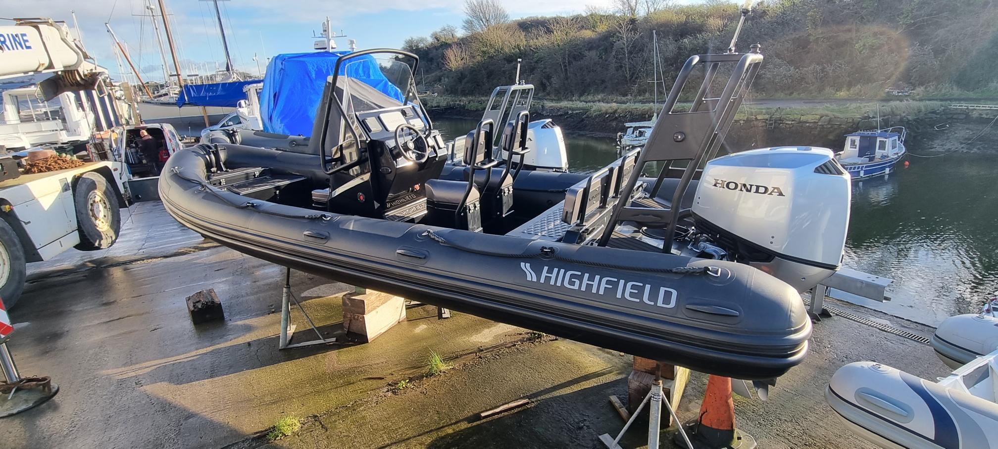 Inflatable Fishing Boat With Electric Outboard Motor at Rs 100000