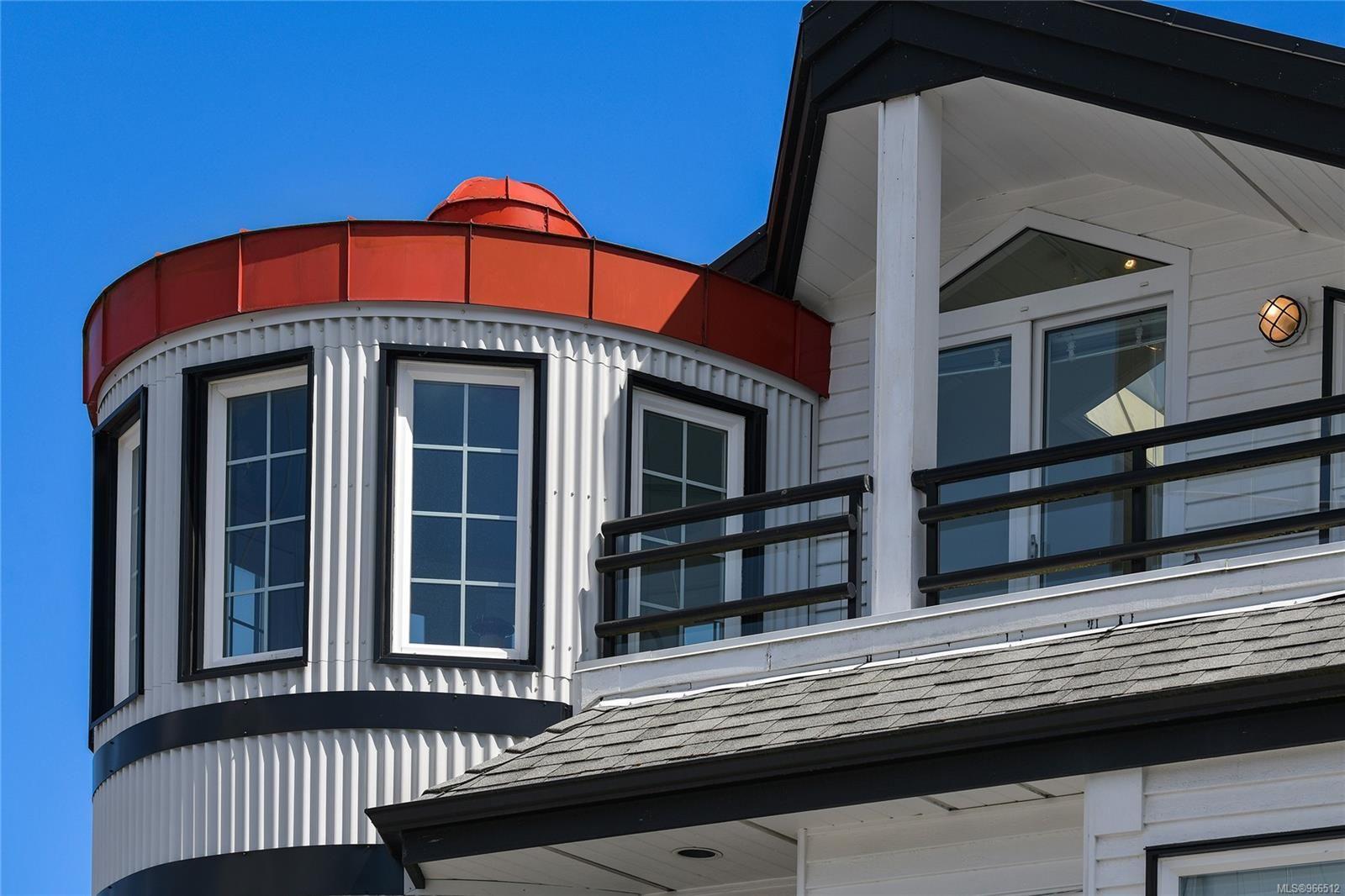 Victoria - Urban, Seaport, Pacific | Britannica, image size:1600x1066