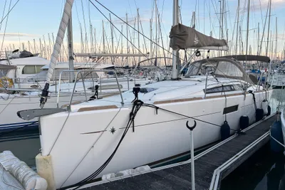 2018 Jeanneau Sun Odyssey 349