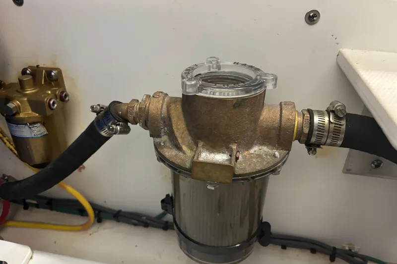  Yacht Photos Pics Fuel filter system on a 2020 Pursuit DC 365 Dual Console boat.