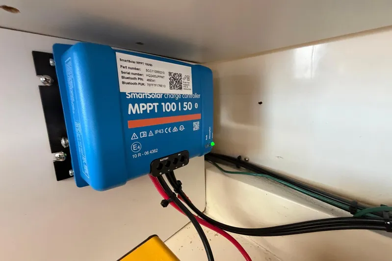 Frayed Knot Yacht Photos Pics SmartSolar charge controller installed on 1987 Viking 44 Motor Yacht.
