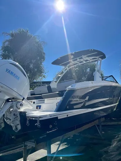  Yacht Photos Pics 2025 Cobalt R8 Ob - Image 2