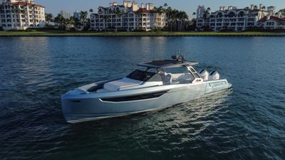 Yacht