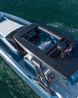 Yacht
