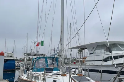 Tayana 52 Center Cockpit