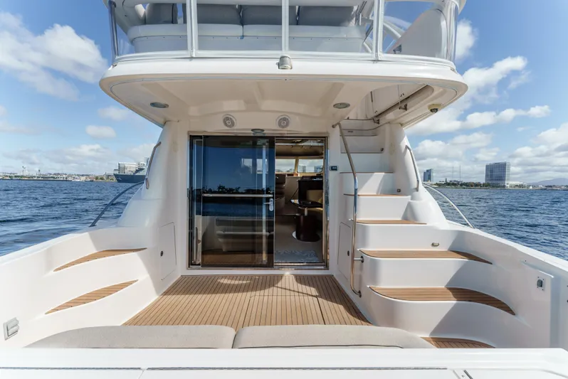  Yacht Photos Pics 2005 Sea Ray 550 Sedan Bridge yacht with spacious deck and elegant interior.