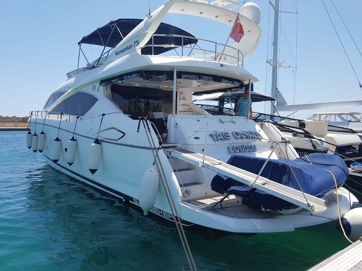 2005 Sunseeker 76 