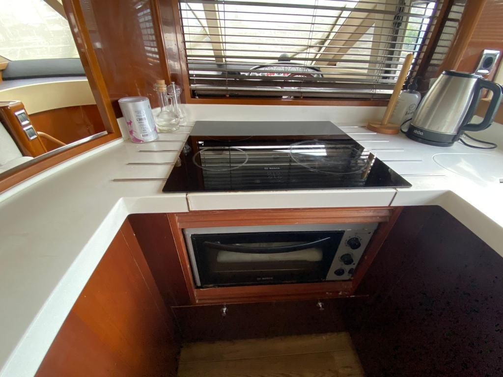 2009 Princess 63 