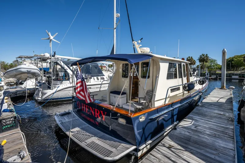 O Henry Yacht Photos Pics 