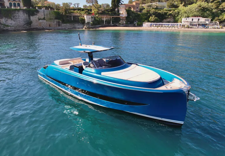  Yacht Photos Pics Solaris Power 48 OPEN