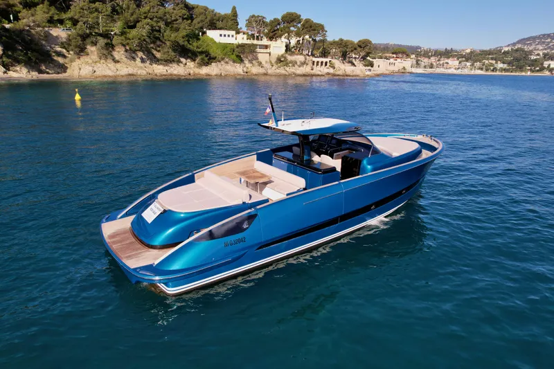  Yacht Photos Pics Solaris Power 48 OPEN